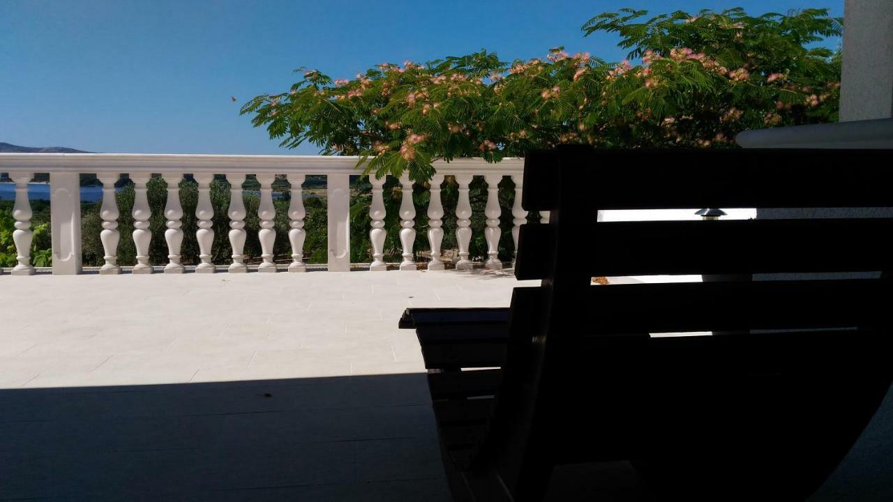 Villa The Garden Of Elais Šibenik Esterno foto